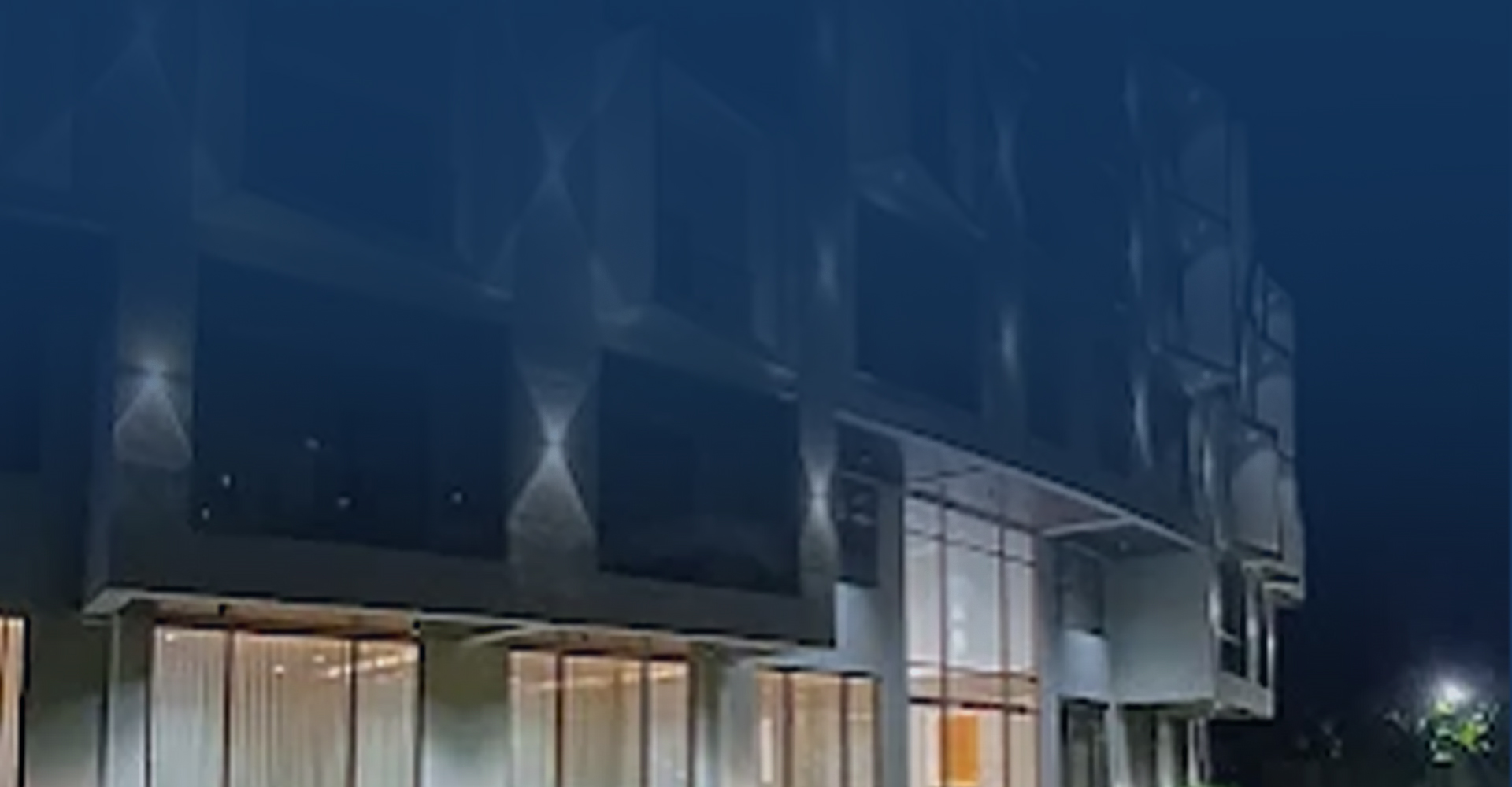 Stay Royal with Comfort
        Experience the best of hospitality at IJ CROWNE