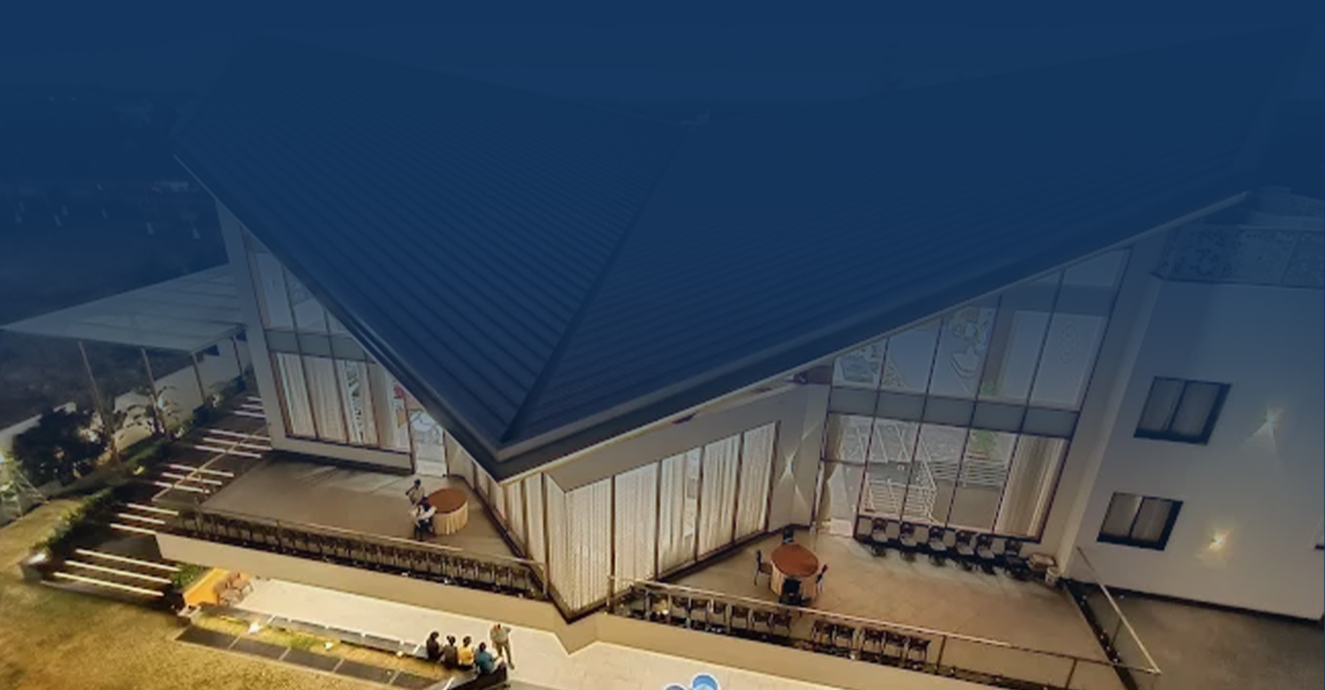 Stay Royal with Comfort
        Experience the best of hospitality at IJ CROWNE